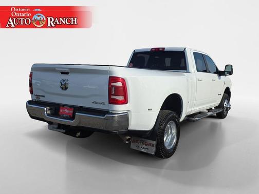 2023 RAM 3500 Laramie Crew Cab 4x4 8' Box