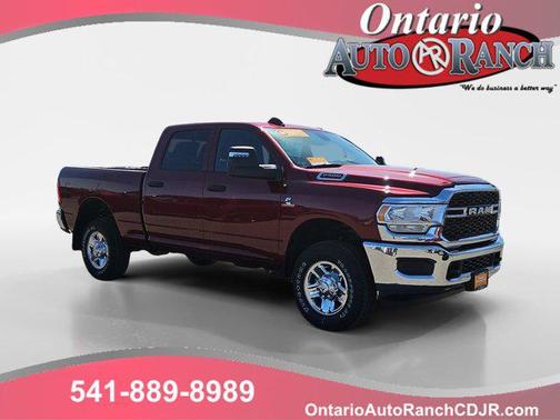 2024 RAM 2500 Tradesman Crew Cab 4x4 6'4' Box