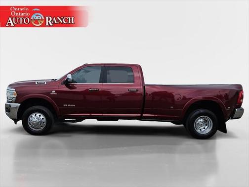 2022 RAM 3500 Laramie Crew Cab 4x4 8' Box