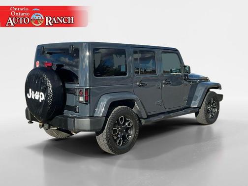 2017 Jeep Wrangler Unlimited Smoky Mountain 4x4