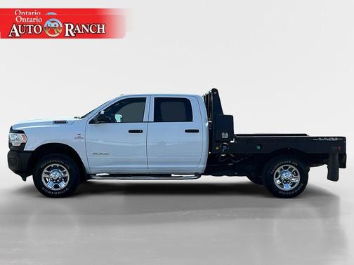 2022 RAM 3500 Tradesman Crew Cab 4x4 8' Box