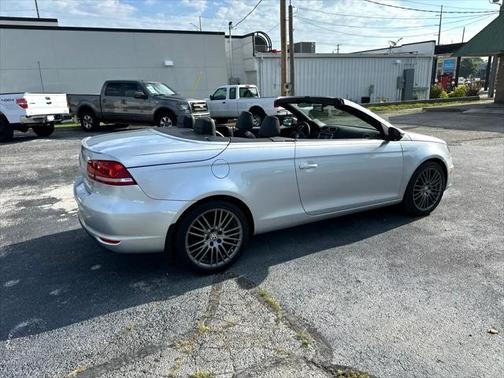 2012 Volkswagen Eos Lux