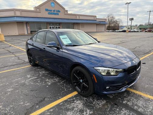 2018 BMW 330 330i Sedan