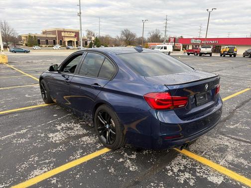 2018 BMW 330 330i Sedan