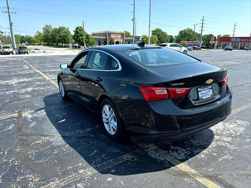 2017 Chevrolet Malibu 1LT