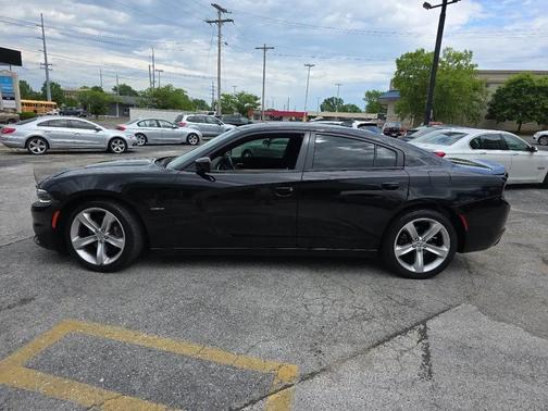 Pitch Black Clearcoat 2016 Dodge Charger R/T