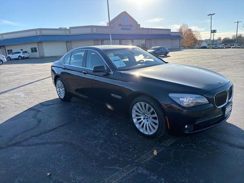 2012 BMW 750 i xDrive