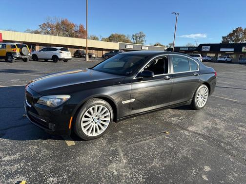2012 BMW 750 i xDrive