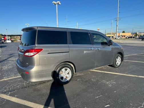 2014 Nissan Quest SV