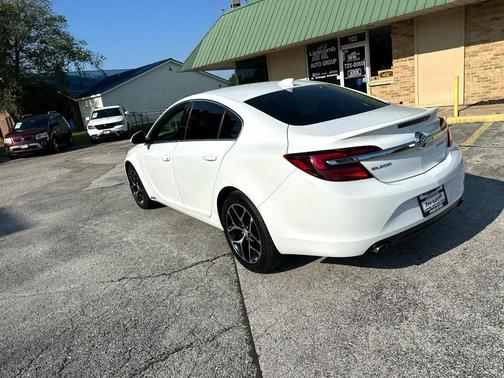 2017 Buick Regal Turbo Sport Touring