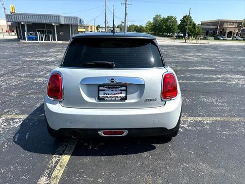 2015 MINI Hardtop Cooper