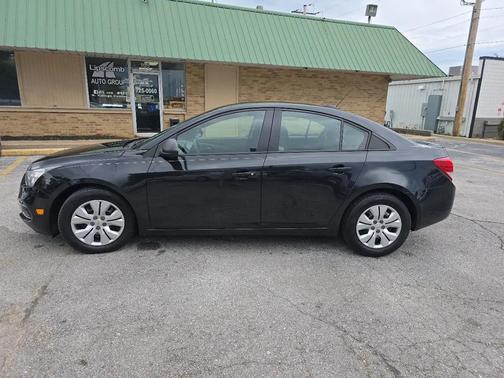 Black Granite Metallic 2015 Chevrolet Cruze LS
