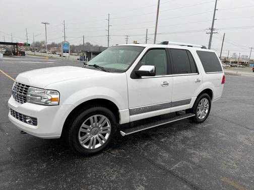 2012 Lincoln Navigator Base