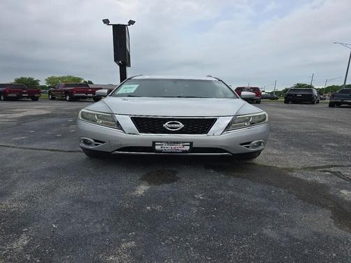 Brilliant Silver 2013 Nissan Pathfinder SL