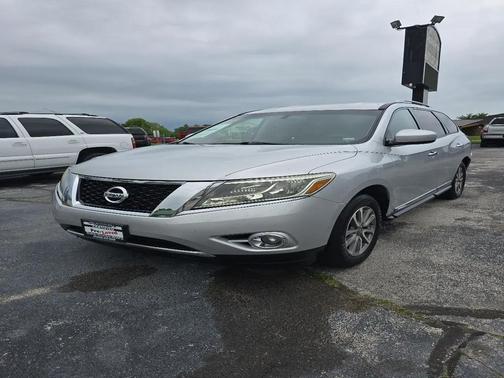 Brilliant Silver 2013 Nissan Pathfinder SL