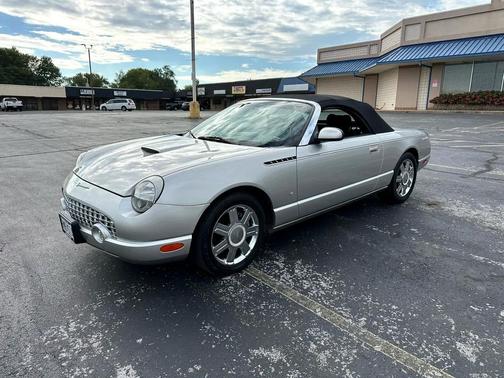 2004 Ford Thunderbird Deluxe