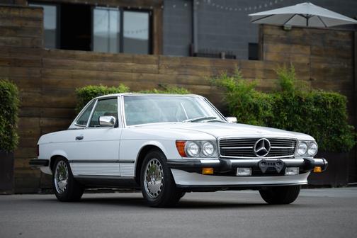 1989 Mercedes-Benz SL-Class 560SL