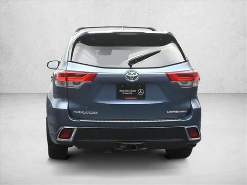 2019 Toyota Highlander Limited Platinum