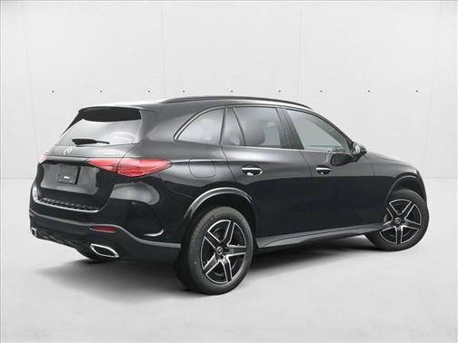 2025 Mercedes-Benz GLC 300 4MATIC