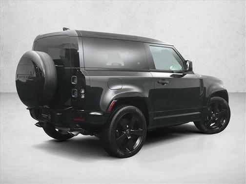 2024 Land Rover Defender V8