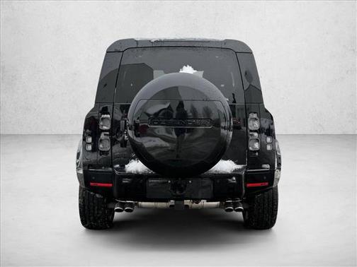 2024 Land Rover Defender V8