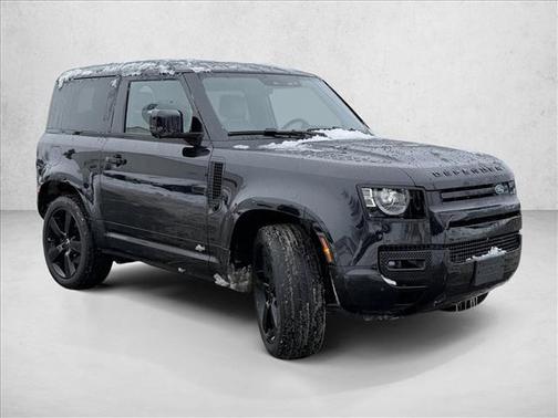 2024 Land Rover Defender V8