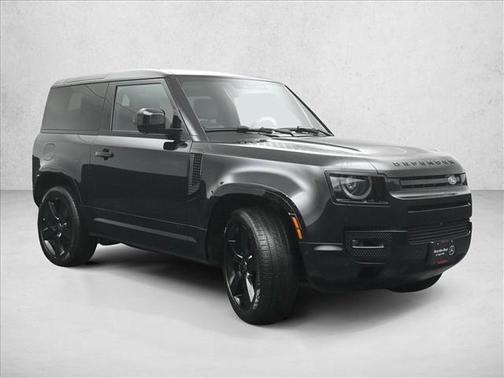 2024 Land Rover Defender V8