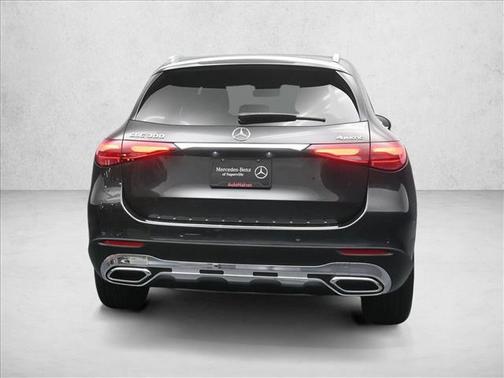 Graphite Grey Metallic 2026 Mercedes-Benz GLC 300 4MATIC
