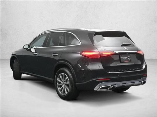 Graphite Grey Metallic 2026 Mercedes-Benz GLC 300 4MATIC