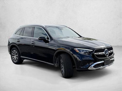 2025 Mercedes-Benz GLC 300 4MATIC