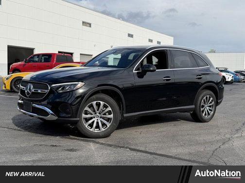 2025 Mercedes-Benz GLC 300 4MATIC