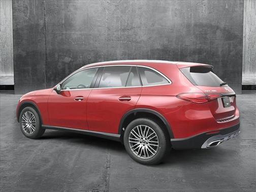2025 Mercedes-Benz GLC 300 4MATIC