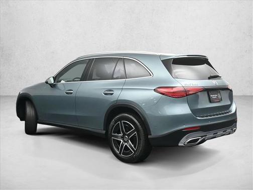 Verde Silver Metallic 2026 Mercedes-Benz GLC 300 4MATIC