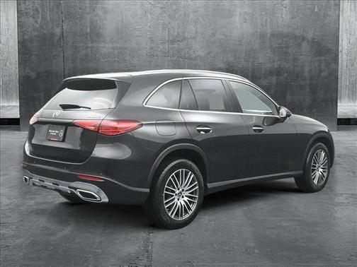 2025 Mercedes-Benz GLC 300 4MATIC