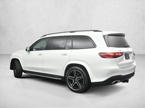 Polar White 2026 Mercedes-Benz GLS 450 4MATIC