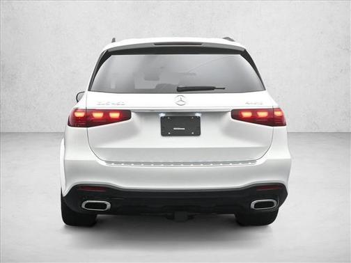 Polar White 2026 Mercedes-Benz GLS 450 4MATIC