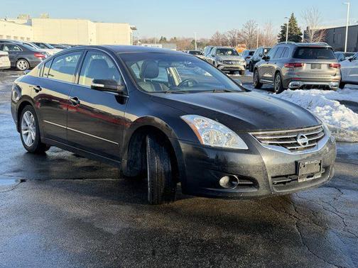 2010 Nissan Altima 3.5 SR