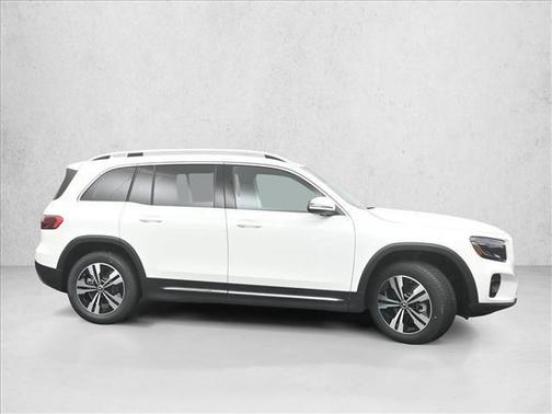 2025 Mercedes-Benz GLB 250 4MATIC