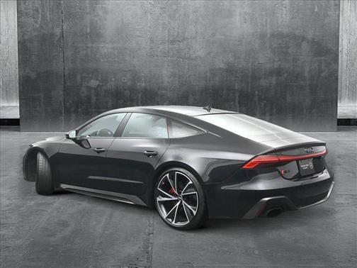 2021 Audi RS 7 4.0T
