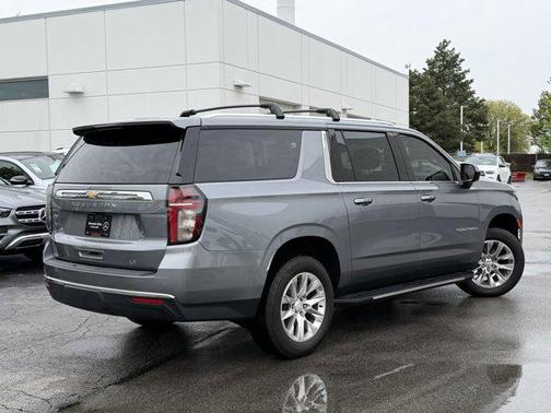 Satin Steel Metallic 2021 Chevrolet Suburban LT
