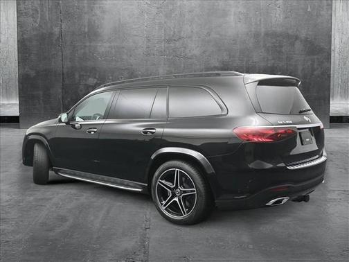 2025 Mercedes-Benz GLS 450 4MATIC