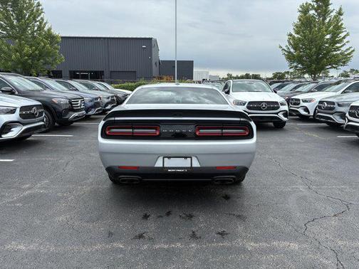 Triple Nickel Clearcoat 2022 Dodge Challenger R/T Scat Pack