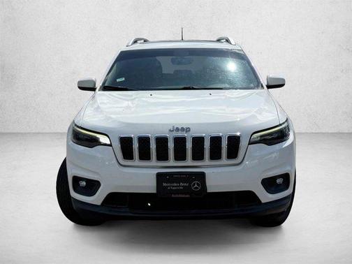 Bright White Clearcoat 2019 Jeep Cherokee Latitude Plus