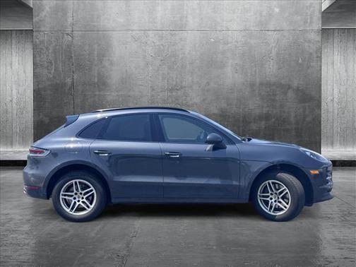 2019 Porsche Macan Base