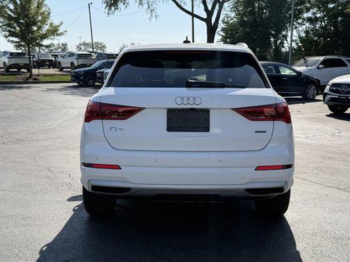 2022 Audi Q3 40 Premium Plus