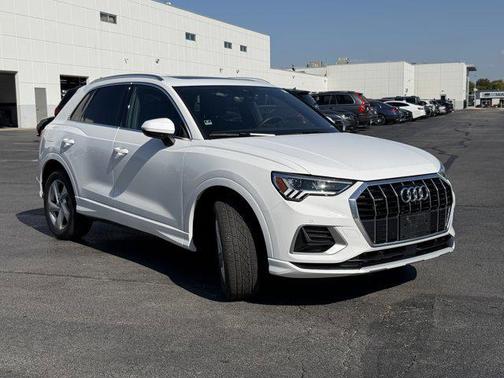2022 Audi Q3 40 Premium Plus
