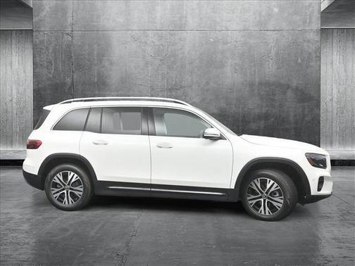 2025 Mercedes-Benz GLB 250 4MATIC