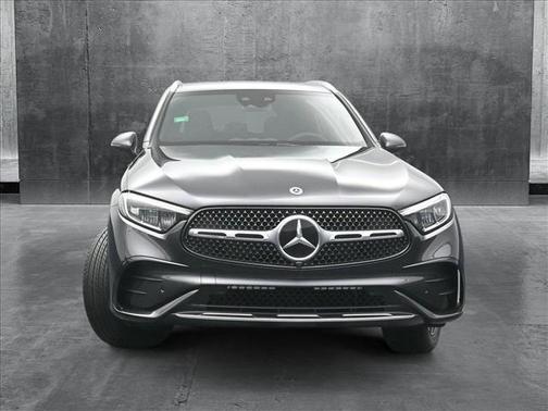 2025 Mercedes-Benz GLC 350e Base