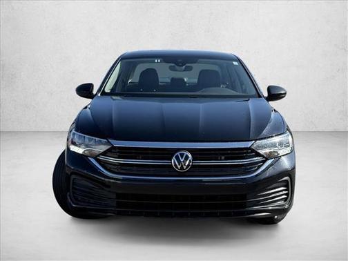 Deep Black Pearl 2024 Volkswagen Jetta 1.5T SE