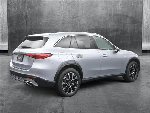 2025 Mercedes-Benz GLC 350e Base